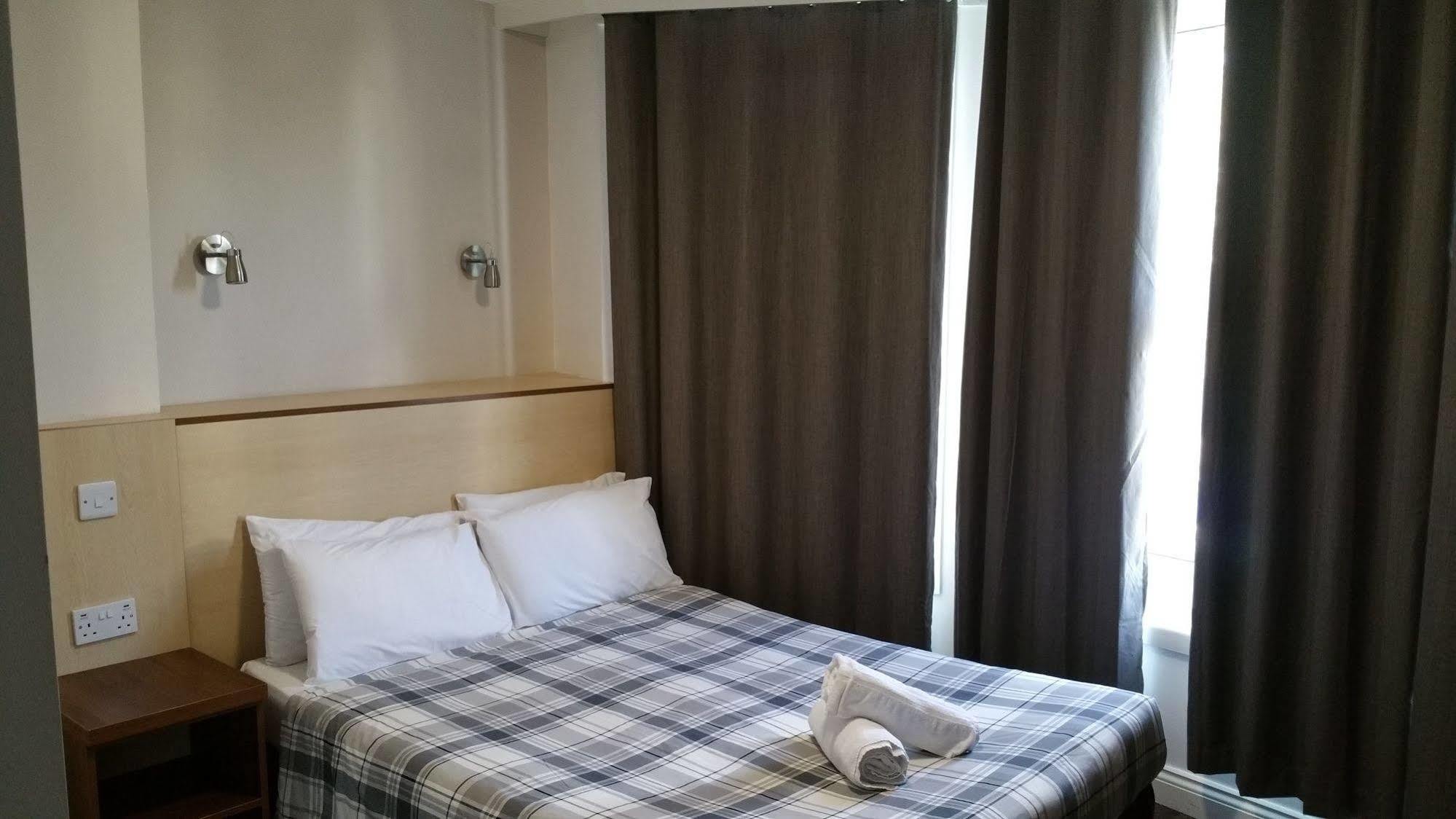 Lynden Court Hotel Bornemouth Extérieur photo